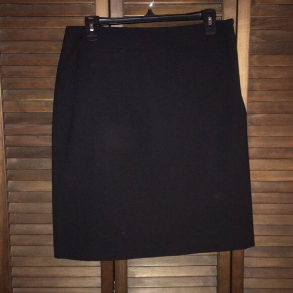 Banana Republic Black Pencil Skirt - Picture 1 of 4